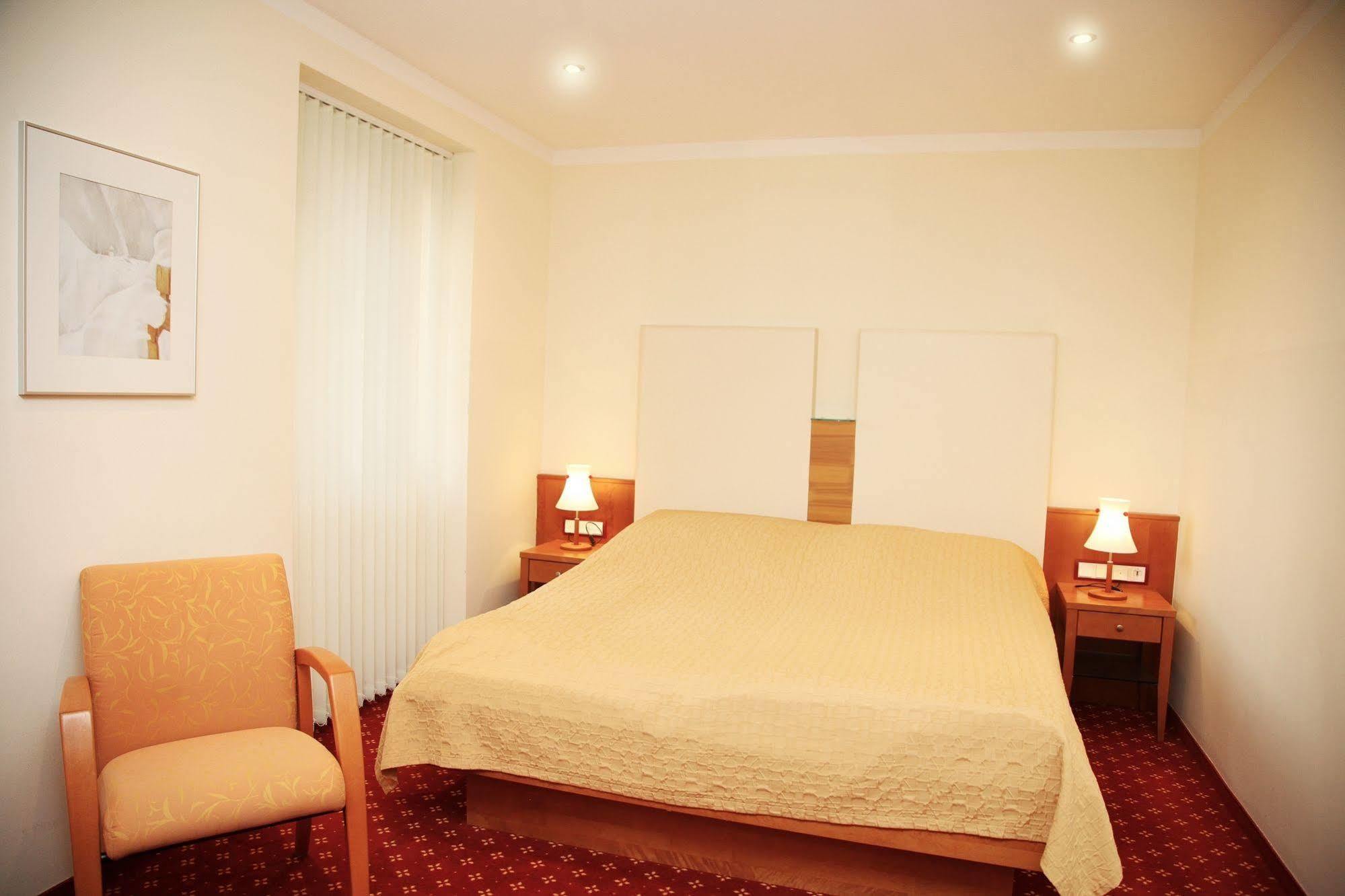 Tinschert Hotel-Restaurant-Partyservice Schwertberg 외부 사진